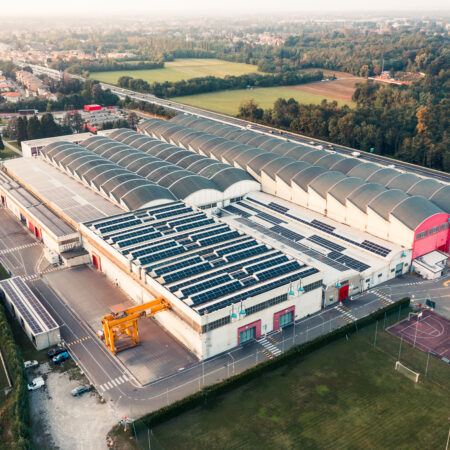 SG-Solar-roof-installation-warehouse