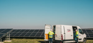 TSG-Solaire-solarfarm-technicians-van-2